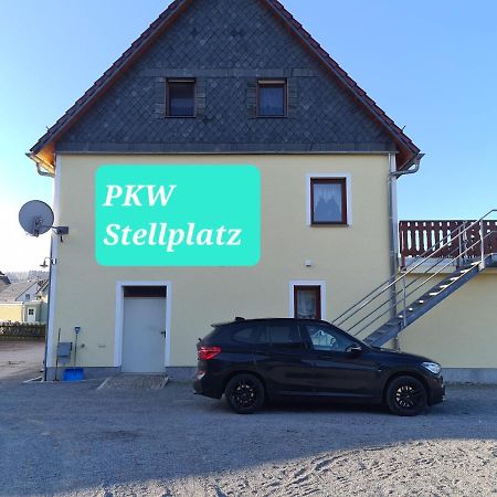 Ferienwohnung Weber ノイシュタット・イン・ザクセン エクステリア 写真
