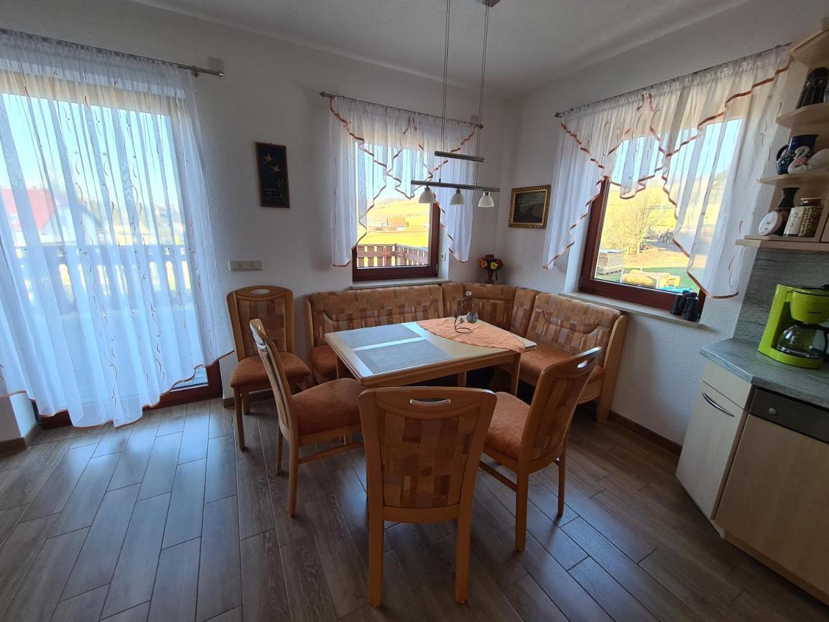 Ferienwohnung Weber ノイシュタット・イン・ザクセン エクステリア 写真